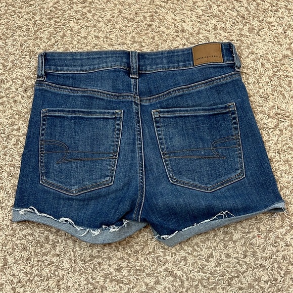 Denim Medium Wash Shorts Bundle w/ Raw Hems - Size 4 - Picture 7 of 9